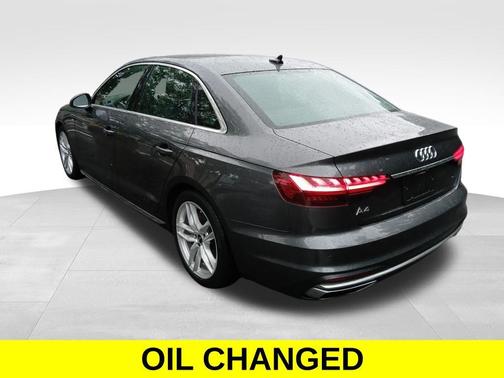2022 Audi A4 45 S line Premium Plus