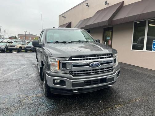 Gray 2018 Ford F-150 XLT