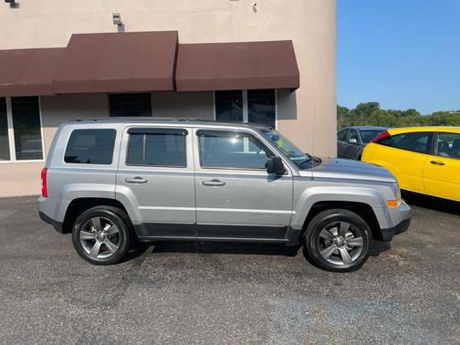 Billet Silver Metallic Clearcoat 2015 Jeep Patriot High Altitude Edition