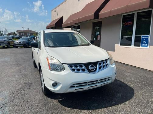 Pearl White 2012 Nissan Rogue S