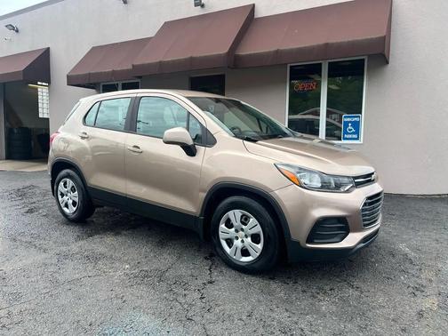 Bronze 2018 Chevrolet Trax LS
