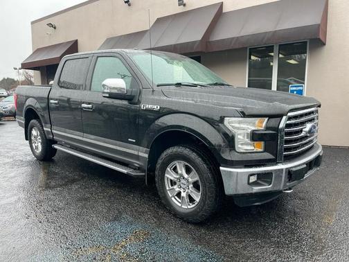 Tuxedo Black Metallic 2015 Ford F-150 XLT