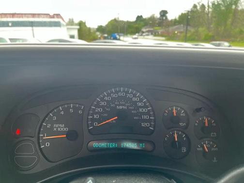 Burgundy 2004 Chevrolet Silverado 1500 LS