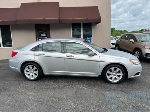 Silver 2012 Chrysler 200 Touring