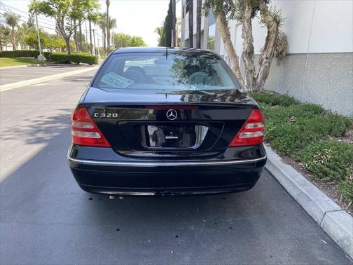 2002 Mercedes-Benz C-Class C 320 4dr Sedan