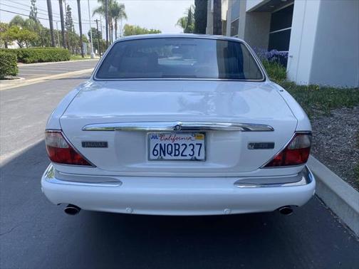 2003 Jaguar XJ XJ8