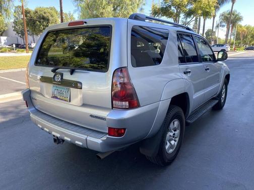 2004 Toyota 4Runner SR5