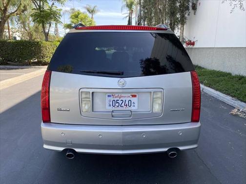 2004 Cadillac SRX V8