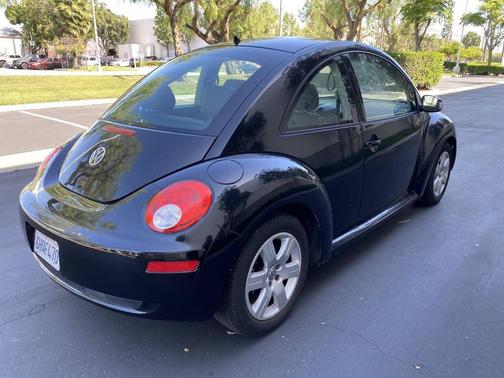 2007 Volkswagen New Beetle 2.5