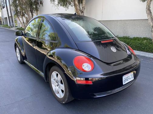 2007 Volkswagen New Beetle 2.5