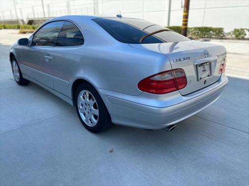 2001 Mercedes-Benz CLK-Class 320