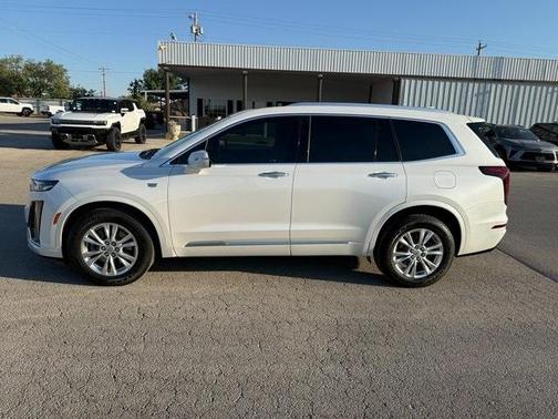 2021 Cadillac XT6 Luxury FWD