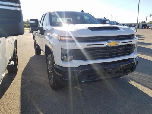 2026 Chevrolet Silverado 2500 Custom