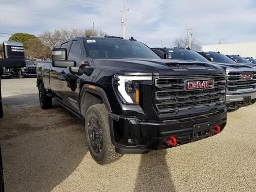 2026 GMC Sierra 2500 AT4