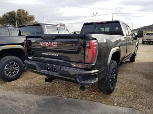 2026 GMC Sierra 2500 AT4