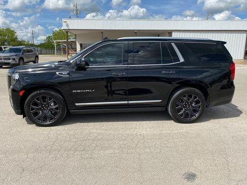 Onyx Black 2024 GMC Yukon Denali