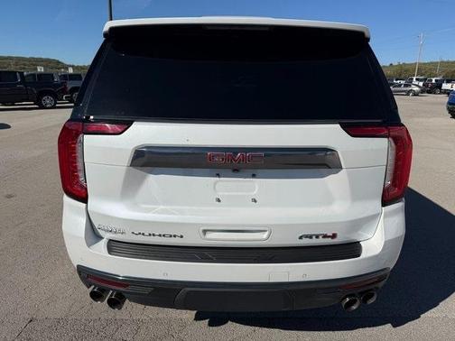 2024 GMC Yukon XL AT4