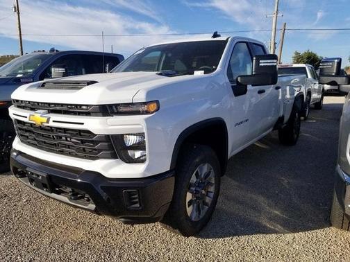 2026 Chevrolet Silverado 2500 Custom