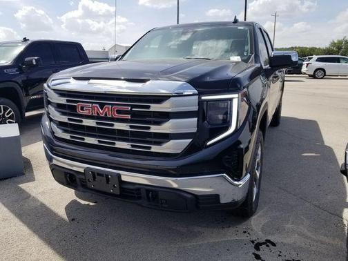 Onyx Black 2026 GMC Sierra 1500 SLE