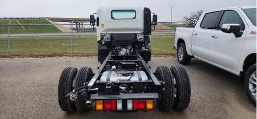 2024 Chevrolet Express 3500 HG LCF GAS