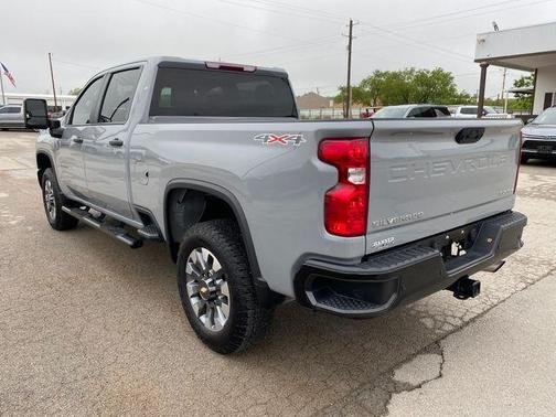 Slate Gray Metallic 2024 Chevrolet Silverado 2500 Custom