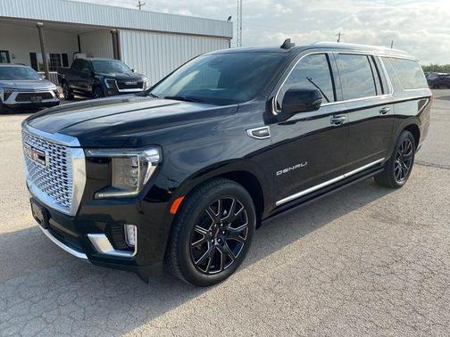 Onyx Black 2024 GMC Yukon XL Denali