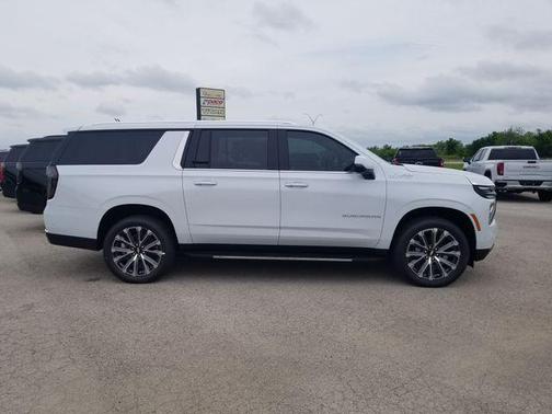 Polar White 2026 Chevrolet Suburban High Country