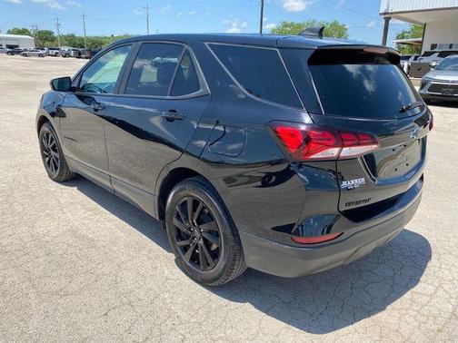 Mosaic Black Metallic 2023 Chevrolet Equinox LS