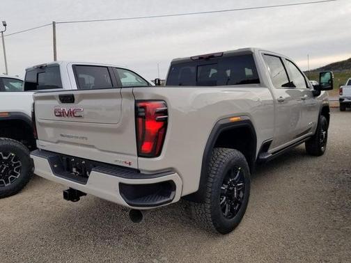 2026 GMC Sierra 2500 AT4