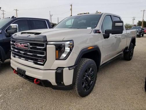 2026 GMC Sierra 2500 AT4