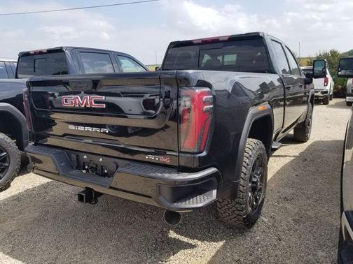 Onyx Black 2026 GMC Sierra 2500 AT4