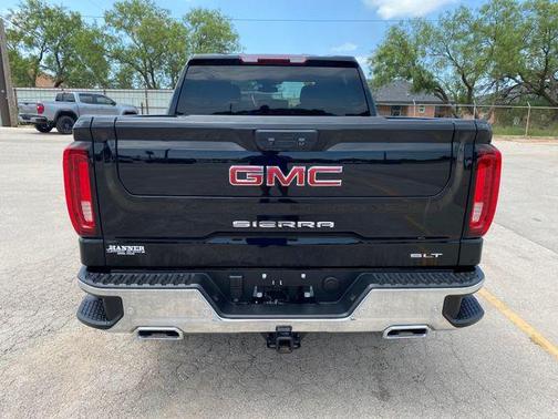 Onyx Black 2025 GMC Sierra 1500 SLT