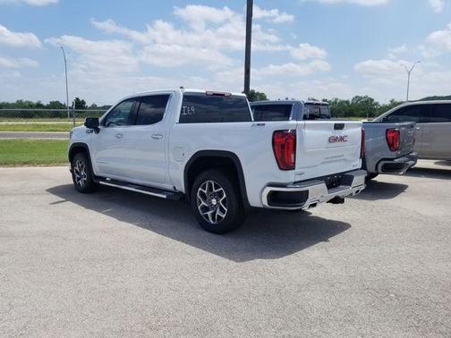 Glacier White 2026 GMC Sierra 1500 SLT