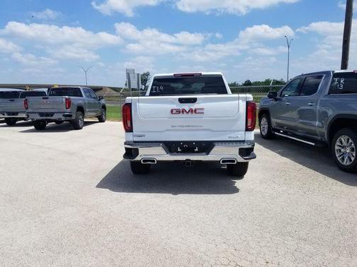 Glacier White 2026 GMC Sierra 1500 SLT