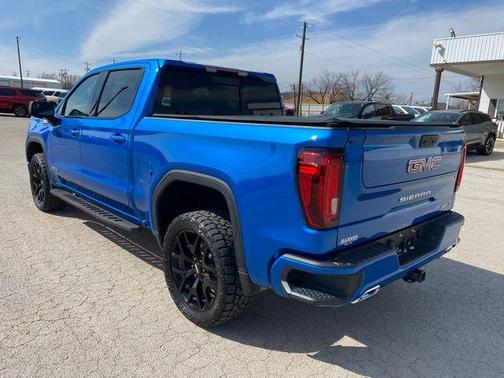 2022 GMC Sierra 1500 AT4