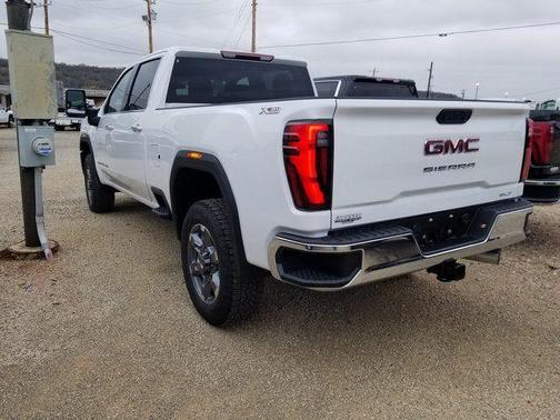 2026 GMC Sierra 2500 SLT