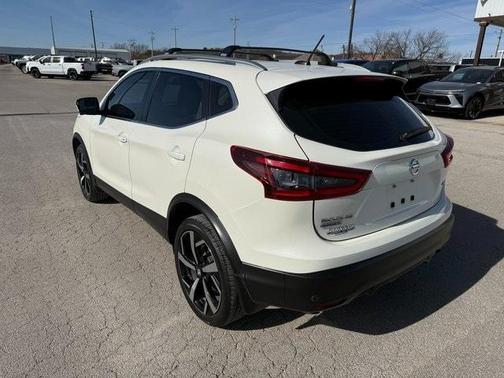 2021 Nissan Rogue Sport SL