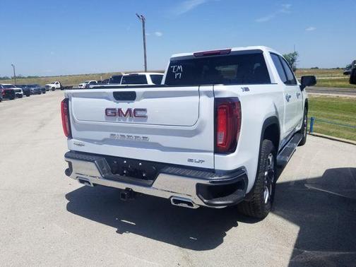 Glacier White 2026 GMC Sierra 1500 SLT