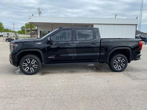 Onyx Black 2023 GMC Sierra 1500 AT4