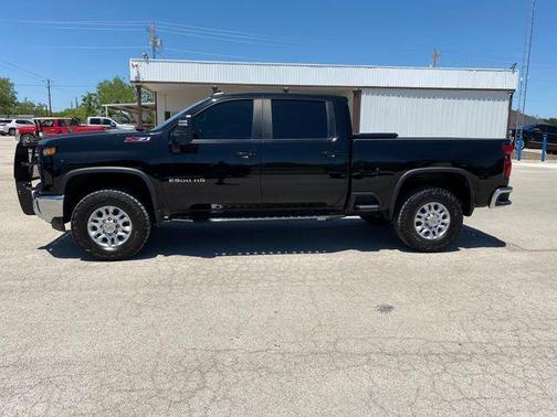Black 2024 Chevrolet Silverado 2500 LT