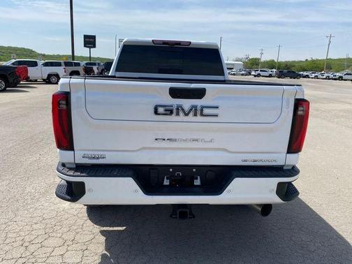 White Frost Tri-Coat 2024 GMC Sierra 2500 Denali Ultimate