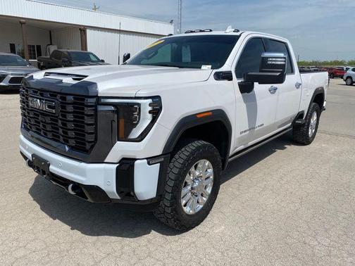 White Frost Tri-Coat 2024 GMC Sierra 2500 Denali Ultimate