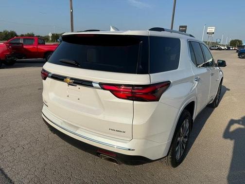 2023 Chevrolet Traverse Premier