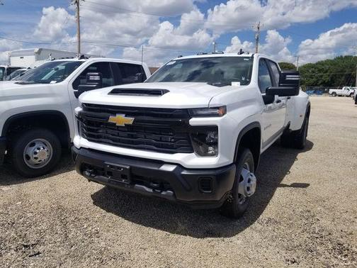 Summit White 2026 Chevrolet Silverado 3500 WT