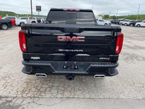 Onyx Black 2025 GMC Sierra 1500 AT4