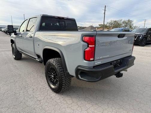 2025 Chevrolet Silverado 2500 ZR2