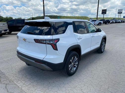 Summit White 2025 Chevrolet Equinox LT