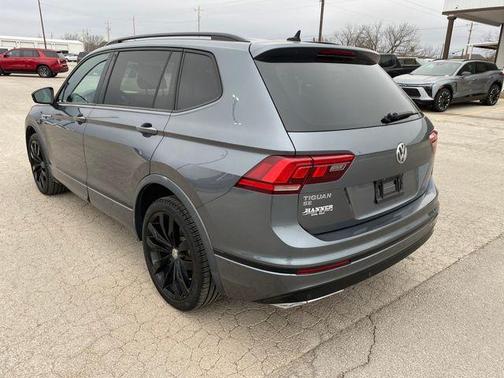 2021 Volkswagen Tiguan 2.0T SE R-Line Black