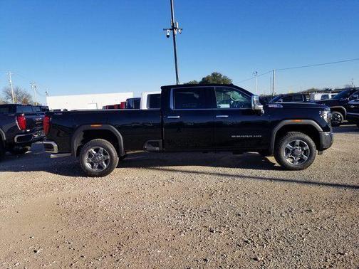 2026 GMC Sierra 2500 SLT