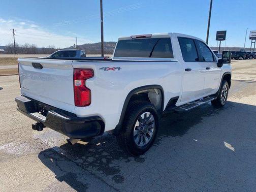2024 Chevrolet Silverado 2500 Custom